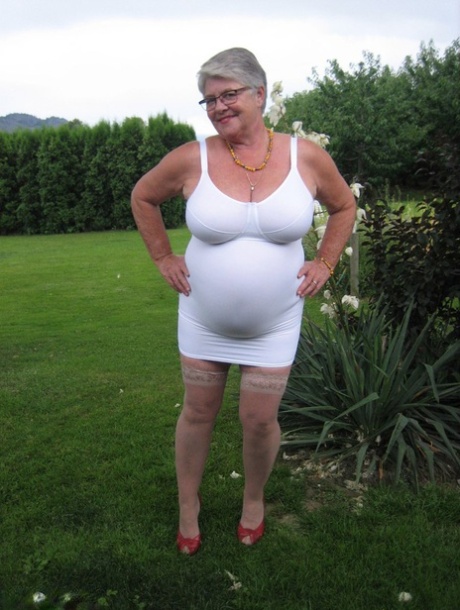 hot older grannytures naked pictures