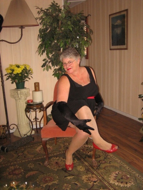 foot fetish old woman xxx gallery