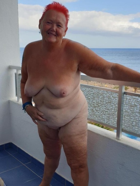 pinay granny xv naked image