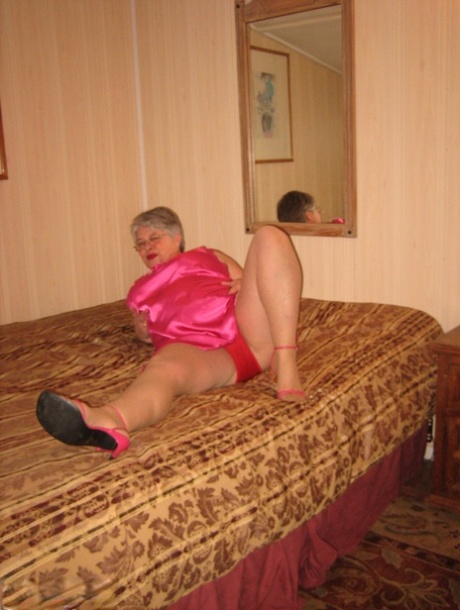 granny offerte porno pictures