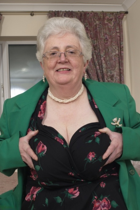 old mature australian women porn pics